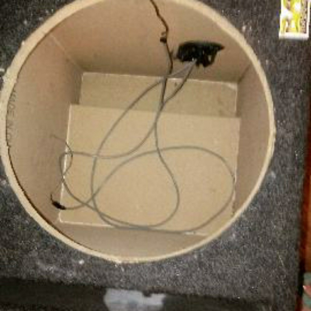 Speaker box